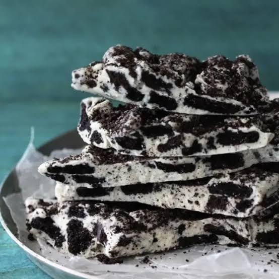 C.COOKIES AND CREAM D-15